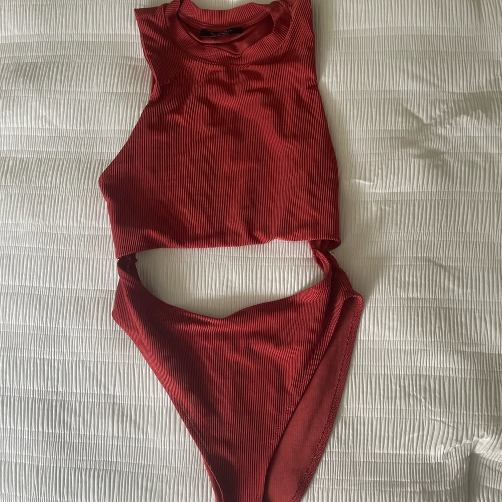 Perfect Bershka night out bodysuit ! (Great Material)